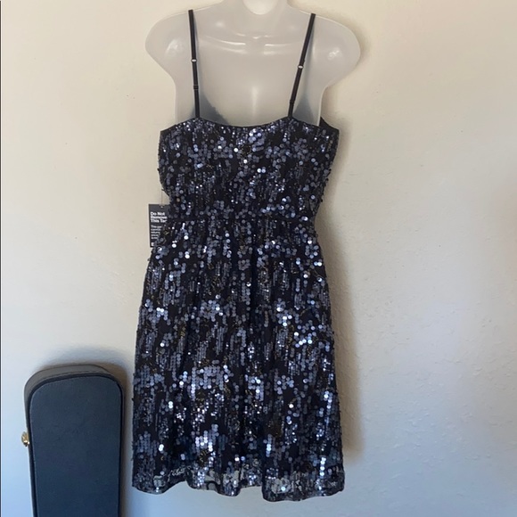 🌺 NWT EXPRÉSS Dress, Size M. - Picture 4 of 7